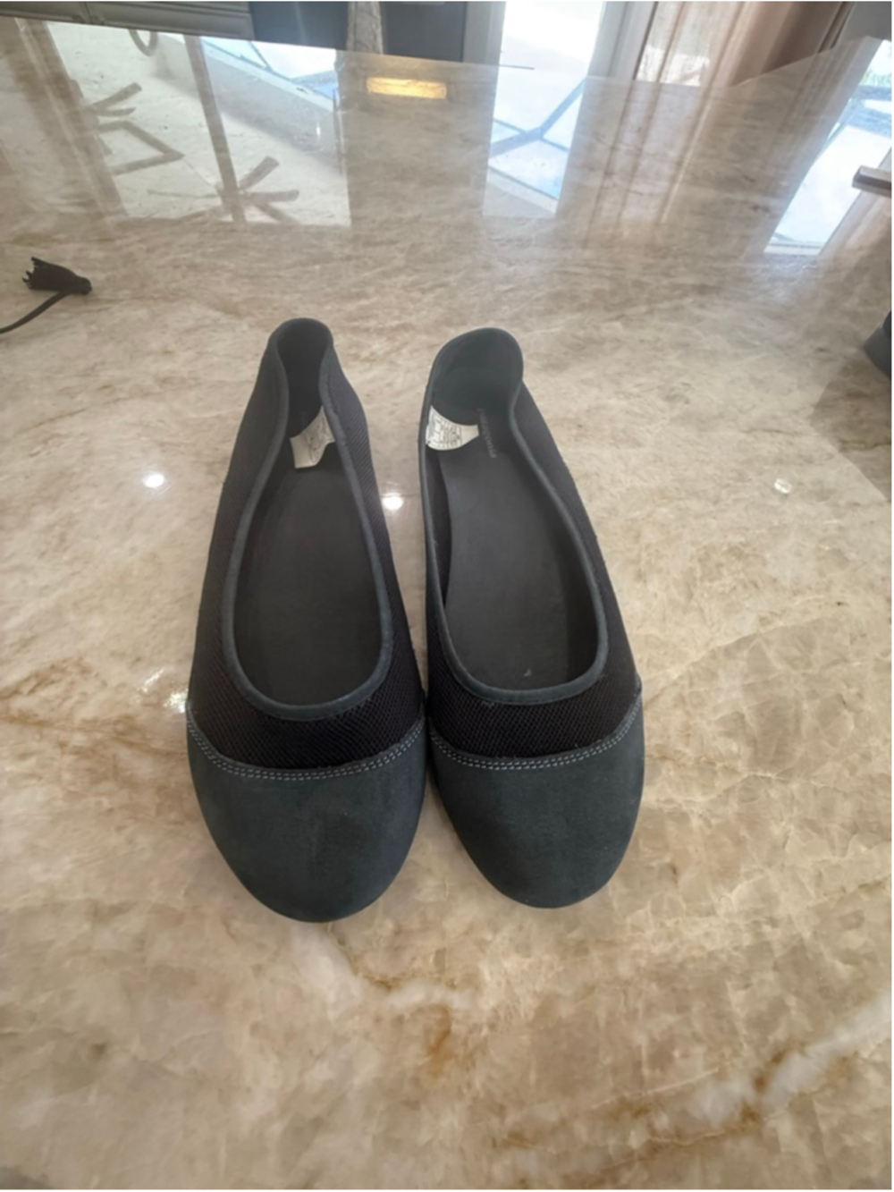 Women's Patagonia Black Flats & Loafers Size 8, lightweight comfortable gorp